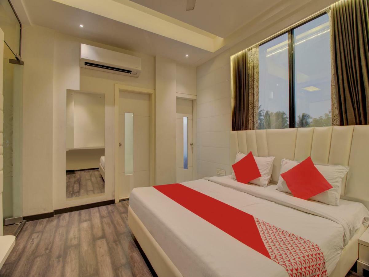 Oyo 35844 Hotel Lotus Residency Sāngli Exteriér fotografie